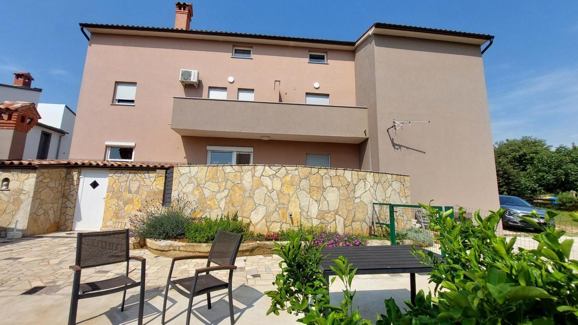 Apartmani B&B Ližnjan Exterior foto