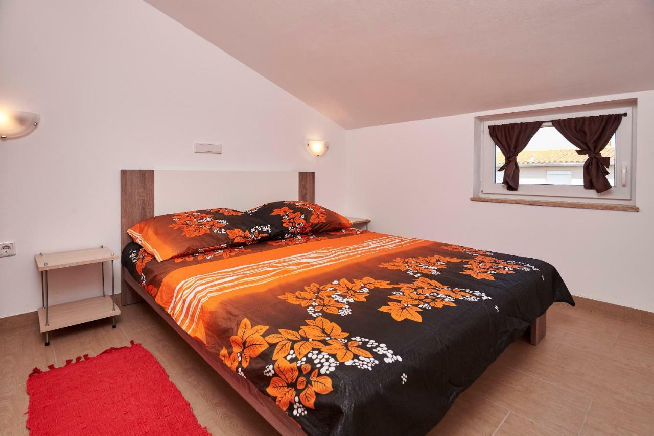 Apartmani B&B Ližnjan Exterior foto