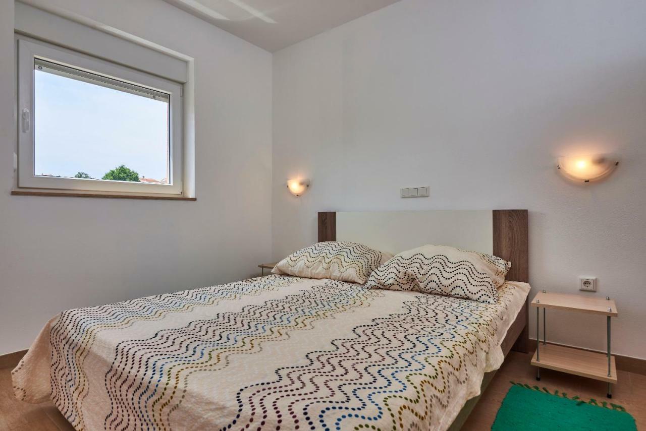 Apartmani B&B Ližnjan Exterior foto